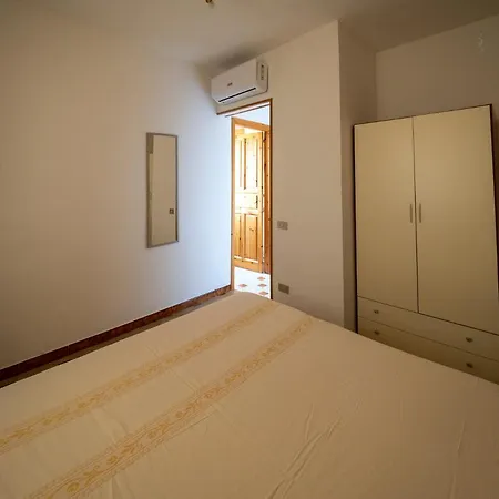 Da Laura Couette-café 4*